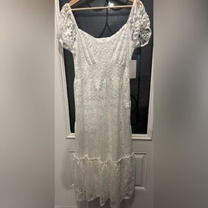 White floral dress new size large